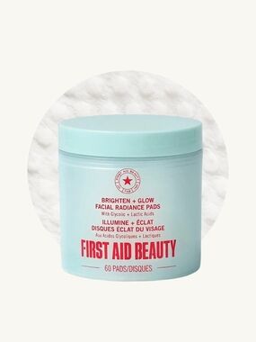 First Aid Beauty Brighten + Glow Facial Radiance Pads